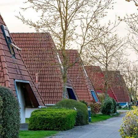 Vakantiehuis Mellumplate 22 *